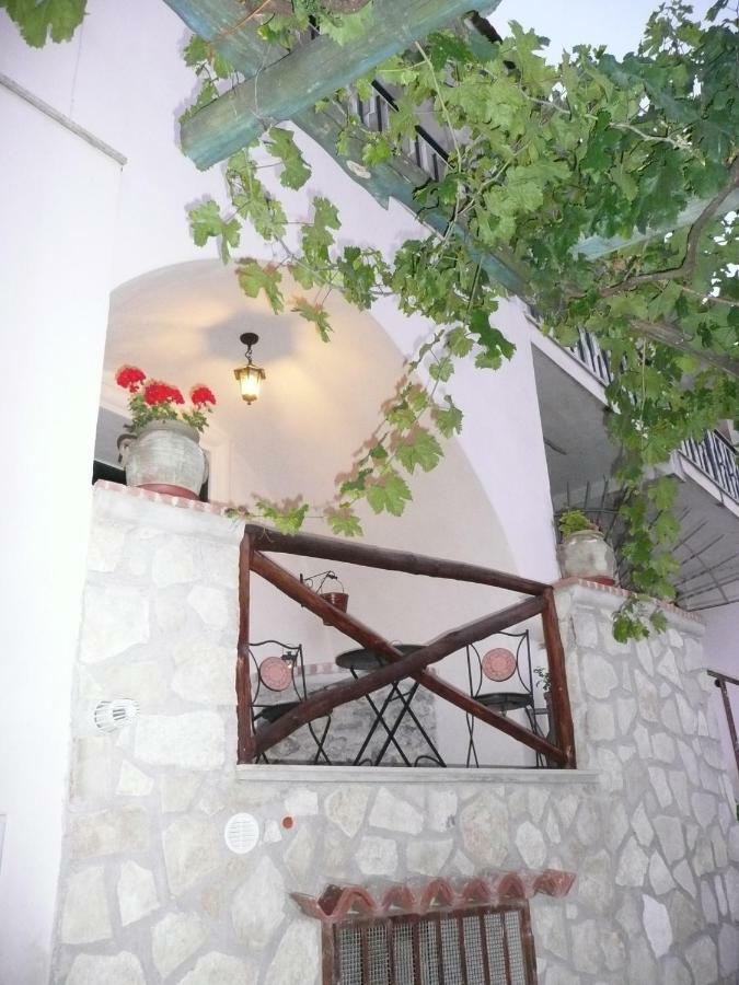 Aparthotel Residenza Antico Borgo Del Pozzo Tramonti Exterior foto